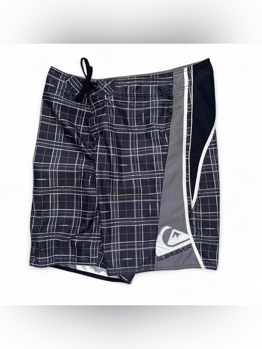 2000s Quiksilver Men's Black Plaid Swim Trunks
